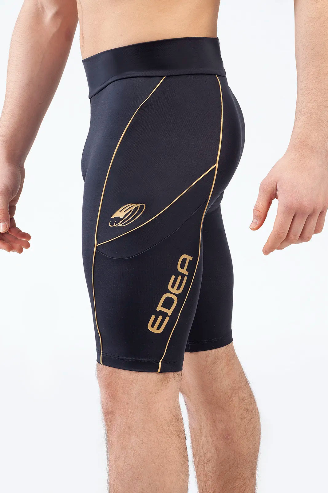 EDEA Dream Gold Shorts Man Skating Apparel