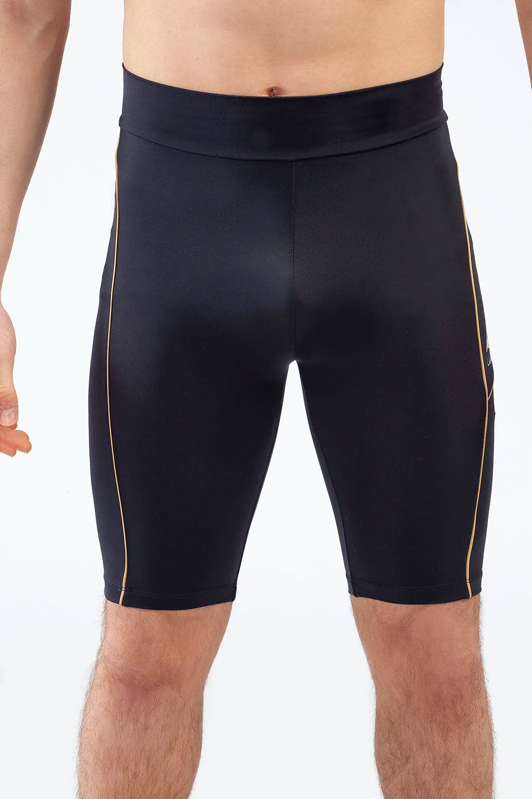 EDEA Dream Gold Shorts Man - Worn View